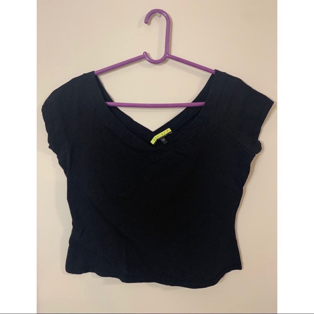 Black V-Neck Short Sleeve T